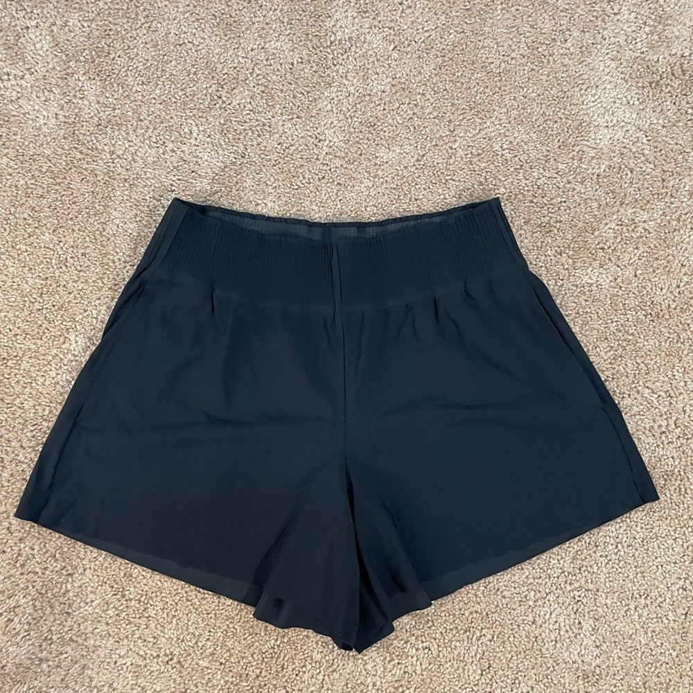 NWT Athleta Black Cosmic Flutter Shorts: Ribbed-Waist Performance Shorts